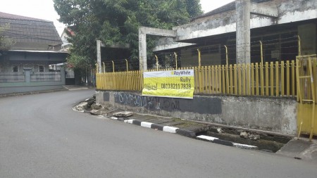 Dijual Cepat Rumah Tua Hitung Tanah Saja di Tomang Harga Nego