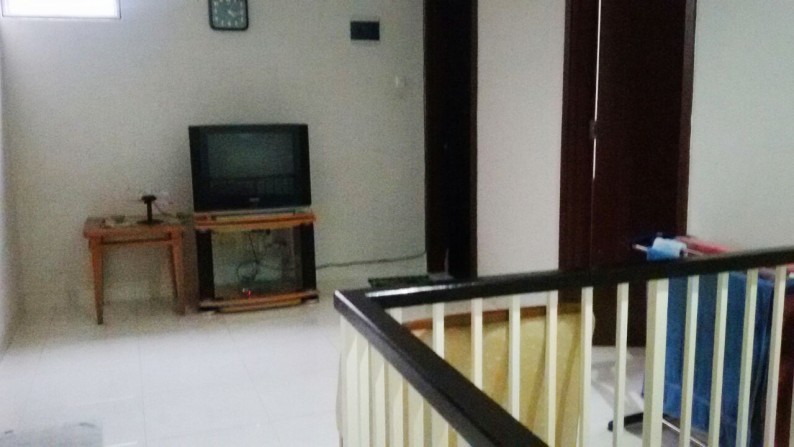 Rumah Nyaman dan Siap Huni di Kawasan Cluster Discovery, Bintaro