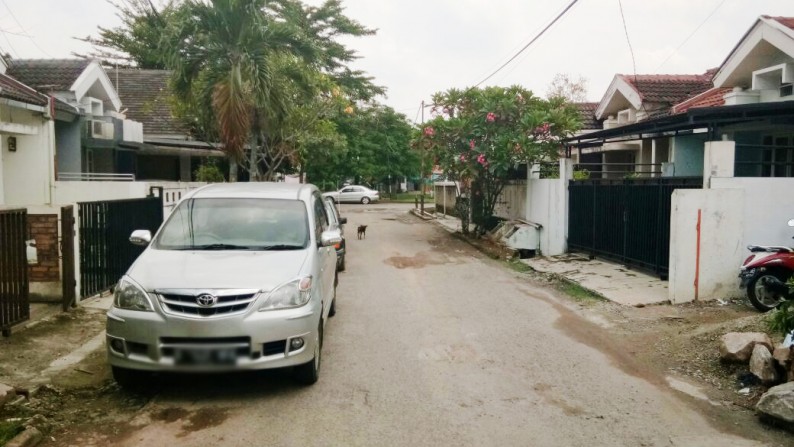 Rumah Luas dan Nyaman di Kawasan Graha Raya Bintaro