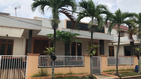 Rumah Siap Huni di Graha Raya