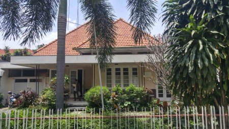 Rumah Dijual Pusat Kota Surabaya Dekat Raya Darmo.