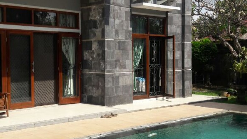 Rumah mewah di Bali  plus private pool