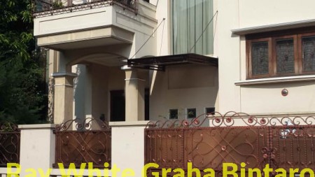 Dijual Rumah Mewah di GreenVille. Jakarta Barat