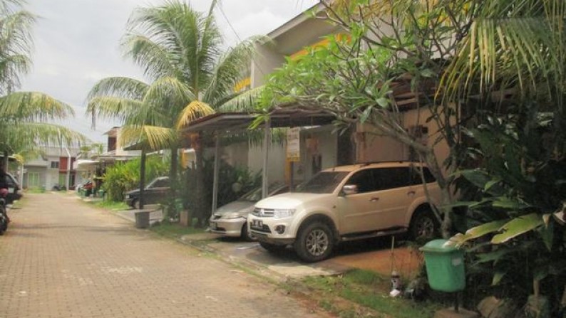 Dijual Rumah BU BANGET, Studentia Serpong garden, Serpong, Strategis, siap huni