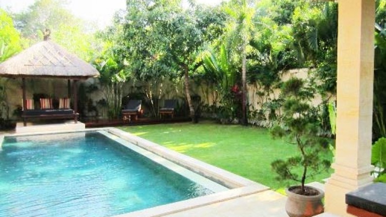 PRIME LOCATION!! Large Living at Heart of Seminyak