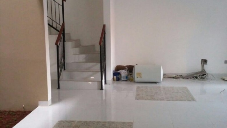 Dijual Rumah sudut Perkici Bintaro