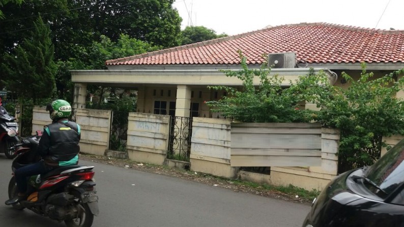 Rumah di Joglo Jakarta Barat