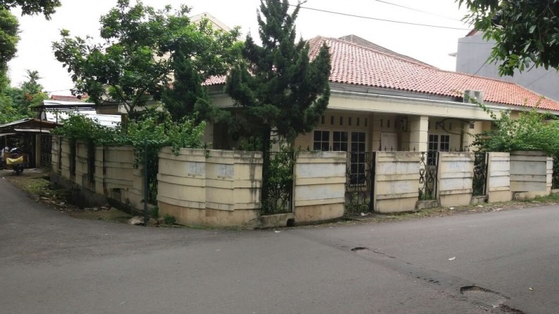 Rumah di Joglo Jakarta Barat