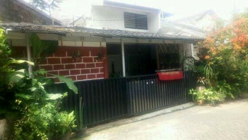 Rumah siap huni di Bintaro Jaya 4