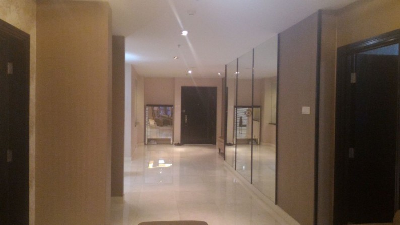 Sewa Apartemen Somerset 3 Bedrooms