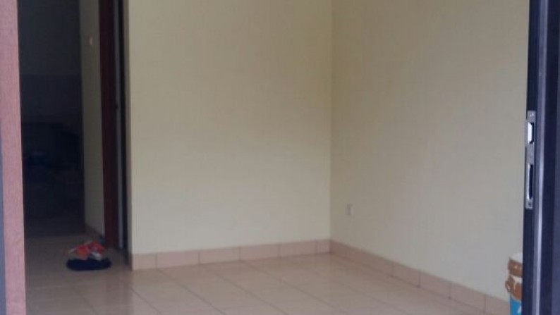 Dijual Rumah di Jl. Palem Merah - Palem Semi, Karawaci