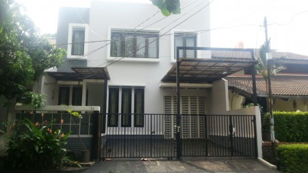 Rumah Nyaman dan Siap Huni di kawasan BIntaro Sektor 1, Jakarta Selatan