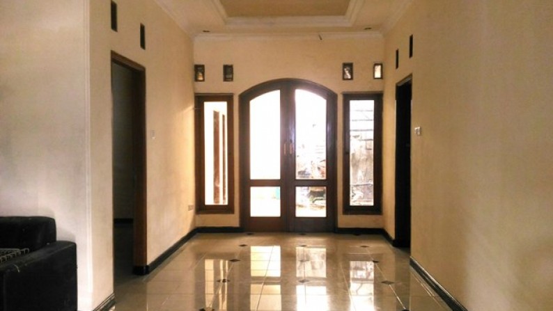 Rumah cocok utk Kantor, Home Industri, Bisnis, Harga 100Jt nego, min 2Thn