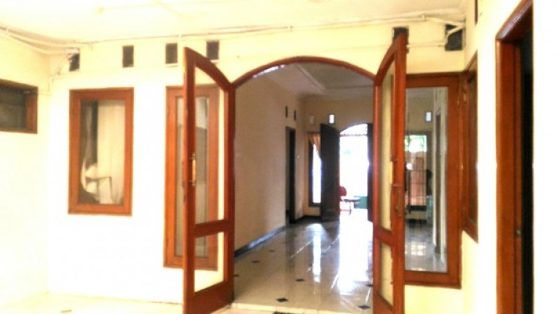 Rumah cocok utk Kantor, Home Industri, Bisnis, Harga 100Jt nego, min 2Thn