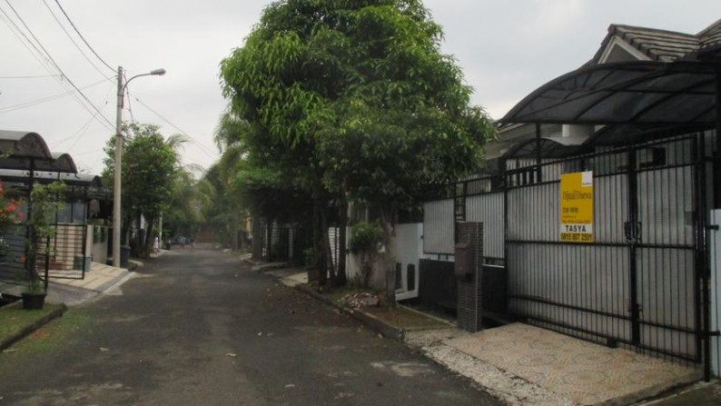 Dijual Rumah di Serpong Park, strategis, dekat Binus School, siap huni