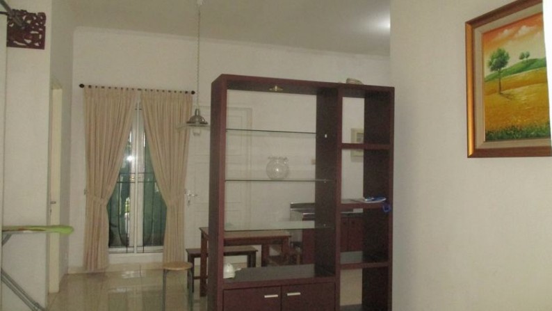 Dijual Rumah di Serpong Park, strategis, dekat Binus School, siap huni