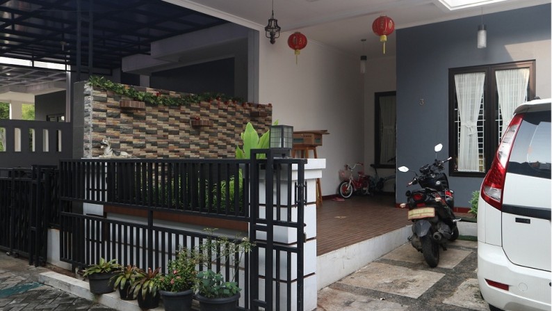 Dijual Rumah di Jl. Palem Aren - Palem Semi, Karawaci