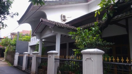 Rumah Megah Di Jati Padang Baru