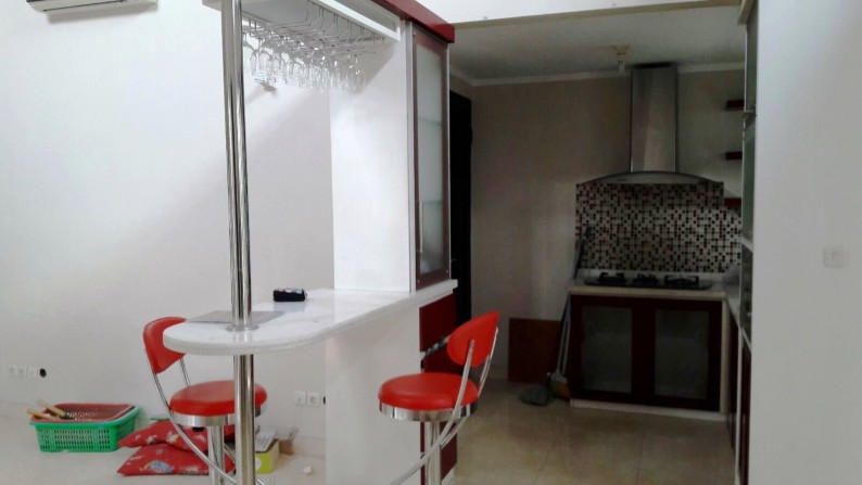 Rumah Nyaman dan Siap Huni di Kawasan Menteng, Bintaro