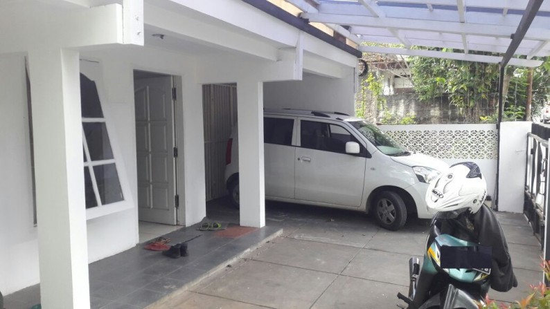 Rumah Bagus Furnished Di Bintaro Sektor 1