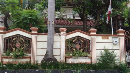 Rumah Cantik di Kawasan Elite Jakarta Timur