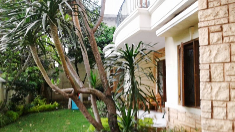 Rumah Luxury di Kawasan Menteng Residence, Bintaro