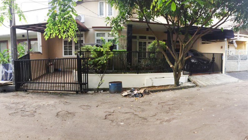 DIJUAL Rumah  Nyaman dan Siap Huni di Kawasan Bintaro