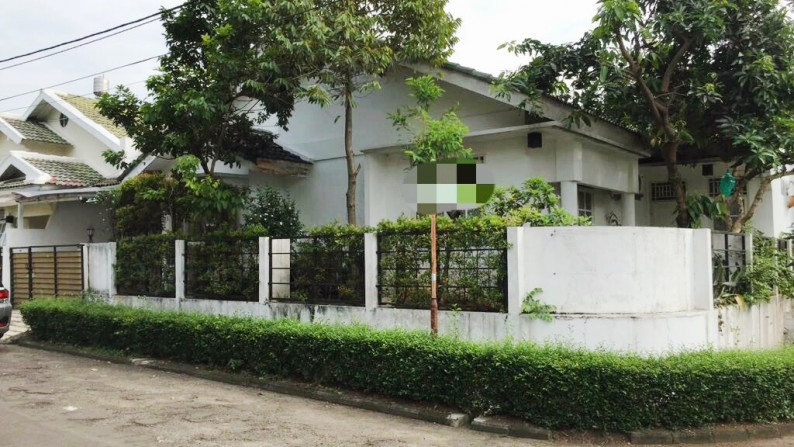 Rumah HOOK, Nyaman dan Siap Huni di Jl. Mertilang