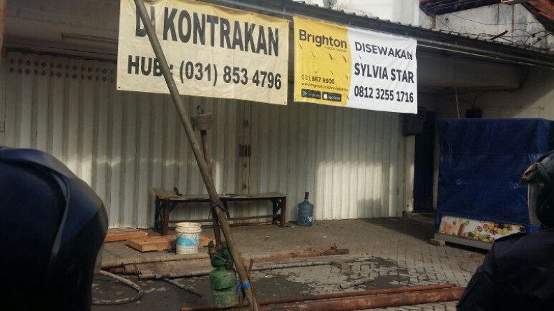 Disewakan rumah usaha Jalan raya Gedangan Sidoarjo