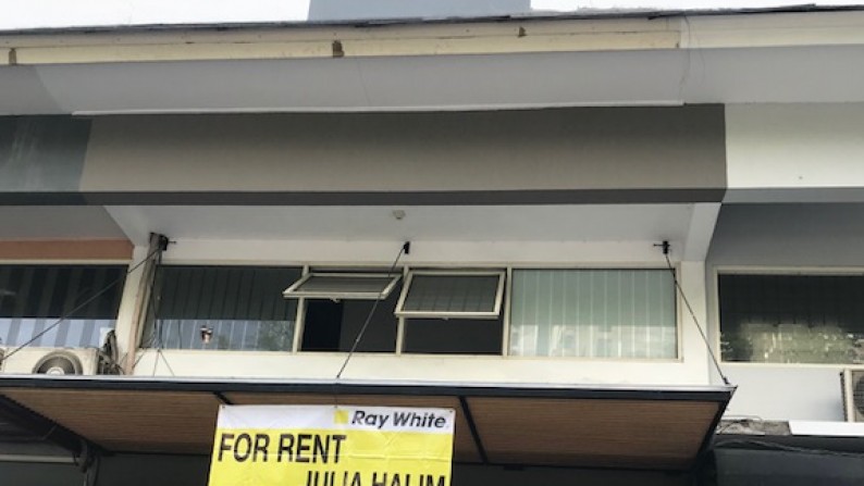 Sewa Ruko di Gandaria I, Strategis Area, Dekat Apartemen Gandaria