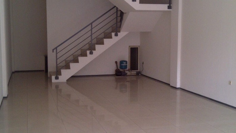 Sewa Ruko di Gandaria I, Strategis Area, Dekat Apartemen Gandaria