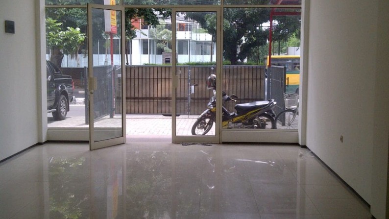 Sewa Ruko di Gandaria I, Strategis Area, Dekat Apartemen Gandaria