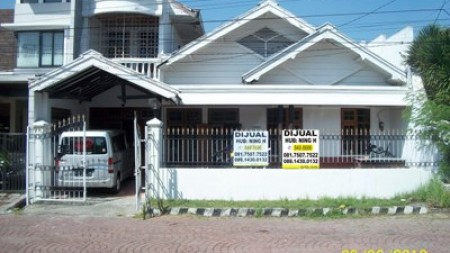 Rumah di Nirwana Eksekutif, Bagus + Terawat, Row Jalan depan Lebar + Paving, Bebas Banjir - NH -