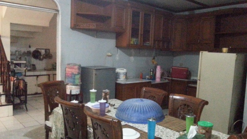 Rumah  Bagus ,siap huni di Rempoa Bintaro