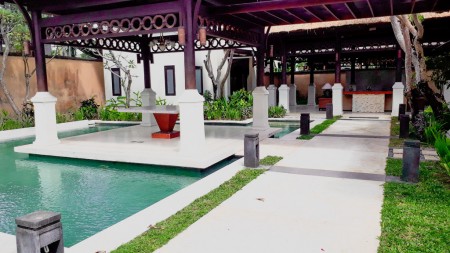 Large Living Villa at Jimbaran Complex, 1 min to Jimbaran Beach