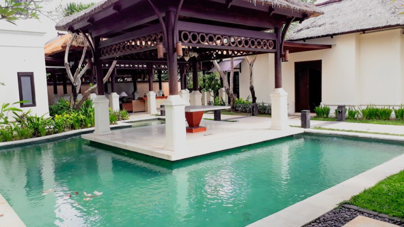 Large Living Villa at Jimbaran Complex, 1 min to Jimbaran Beach