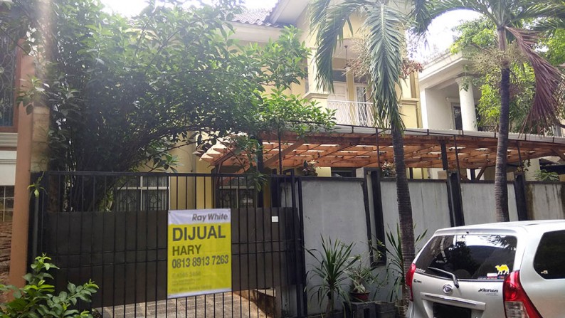 Rumah Villa Menara Kelapa Gading, Kolam Renang, Furnish, Luas 235m2