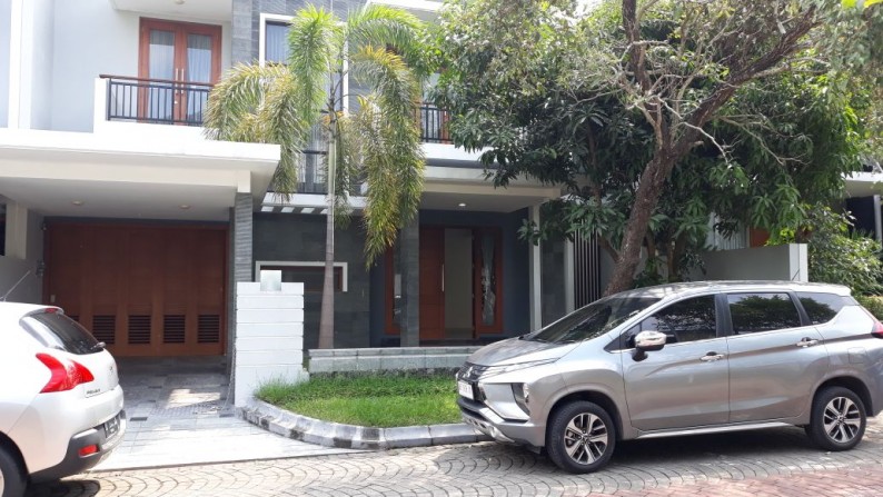 RUMAH MEWAH DI PERUM BALE HINGGIL RESIDENCE, NGAGLIK, SLEMAN