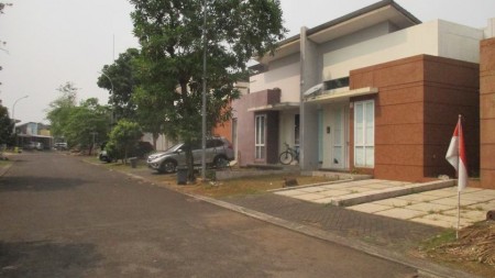 Dijual rumah 1 lt, jarang ada, area hidup, good invest, cocok juga untuk hunian, murah, strategis, siap huni.