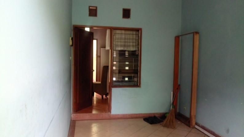 Dijual Rumah Asri Joglo