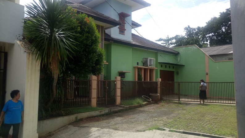 Dijual Rumah Asri Joglo