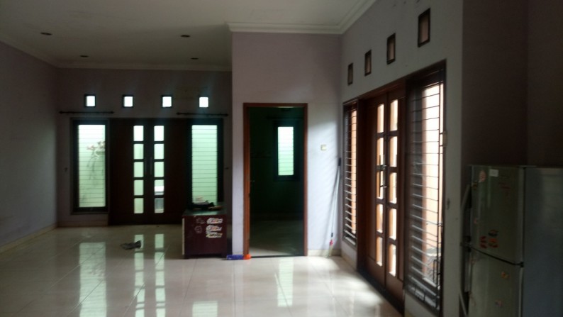 Dijual Rumah Asri Joglo