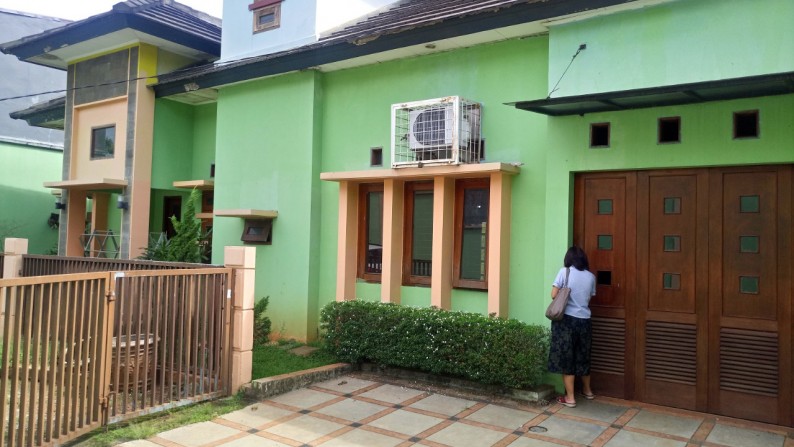 Dijual Rumah Asri Joglo