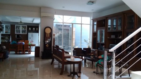 Dijual Rumah Bagus di Green Garden