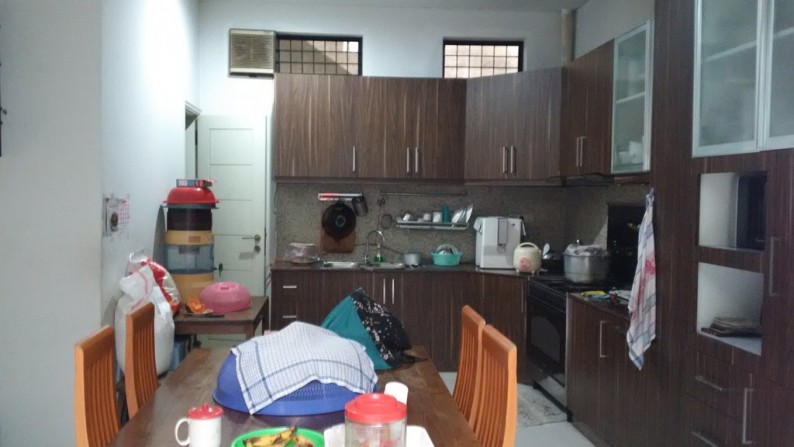 Dijual Rumah Bagus di Green Garden