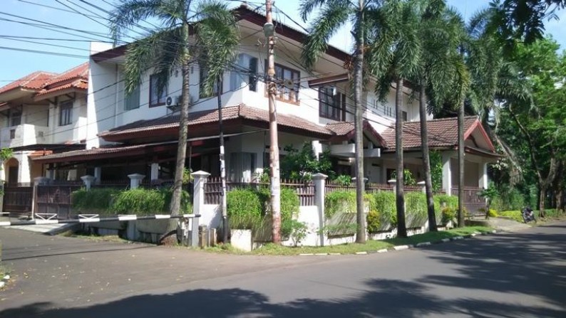 Rumah Cantik ,Siap Huni di Bintaro Jaya 2
