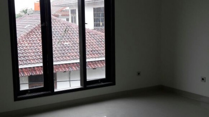 Rumah Brand New,minimalis di Cipadu Larangan