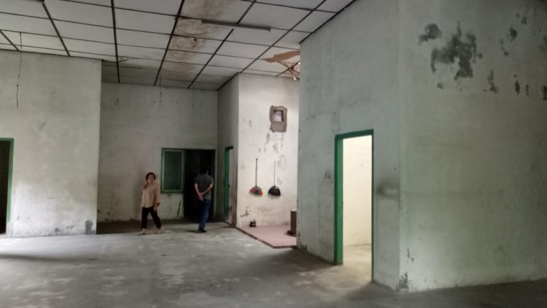 RUANG USAHA LOKASI STRATEGIS DI JL MAGELANG KM 11,2