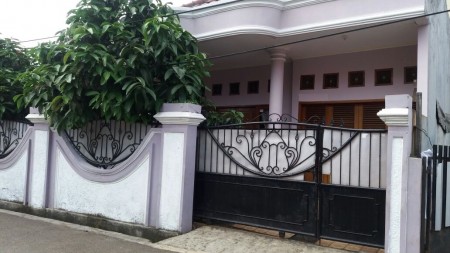 Rumah Asri Di Kalibata Jakarta Selatan