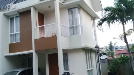 Rumah siap huni,dalam cluster  di Pondok Aren